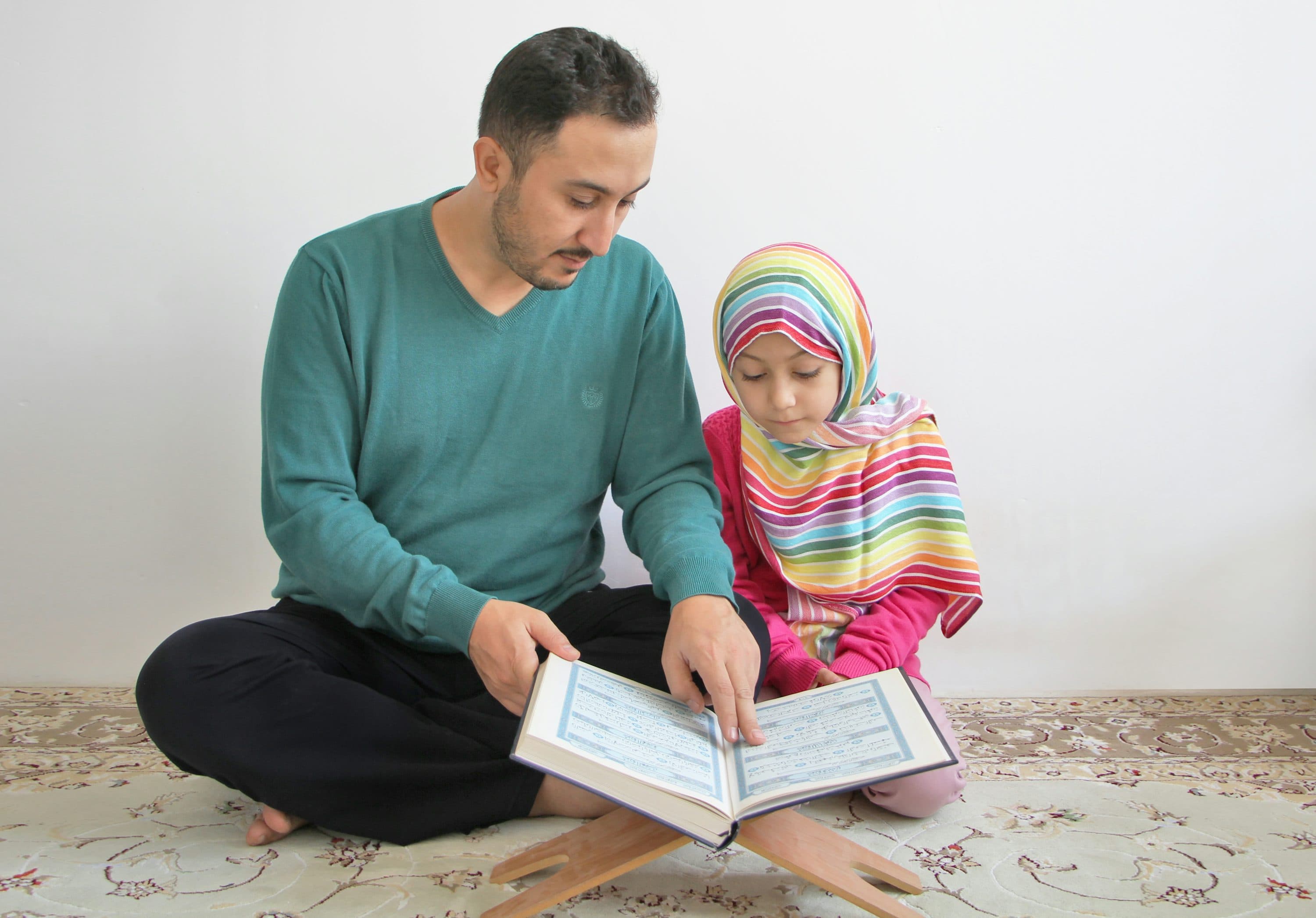 كيف أجهز طفلي نفسيًا ومعنويًا لاستقبال رمضان؟